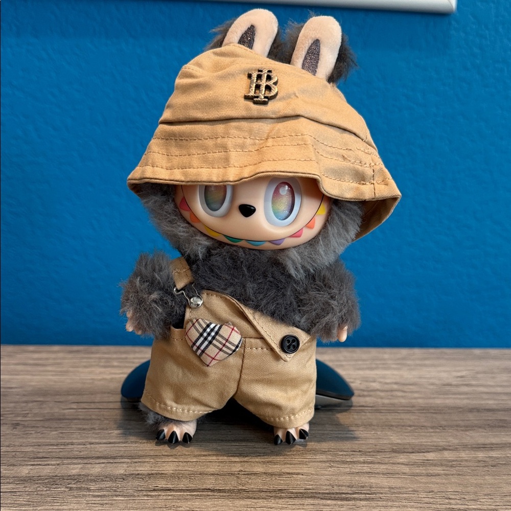 Burberry style Labubu clothes